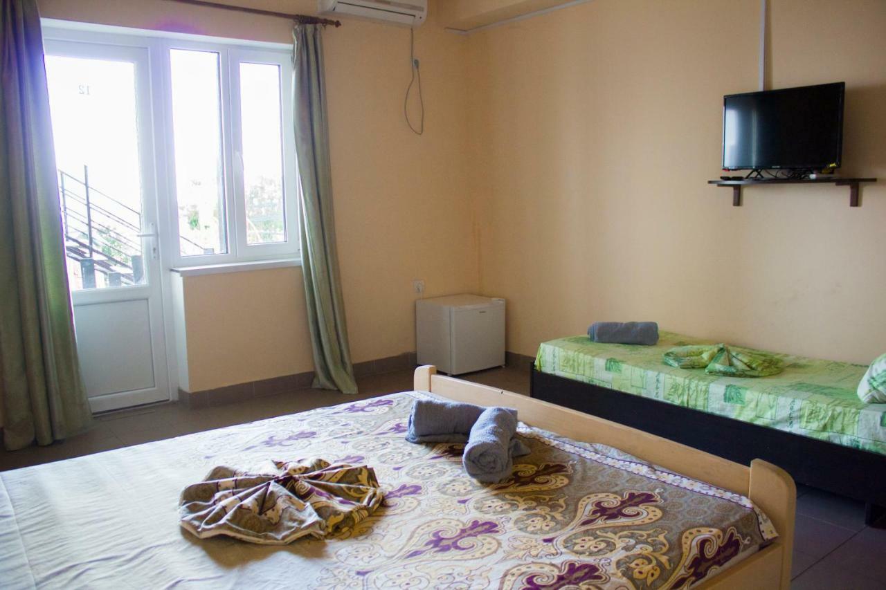 Sun Joy Hotel Санжийка Екстериор снимка